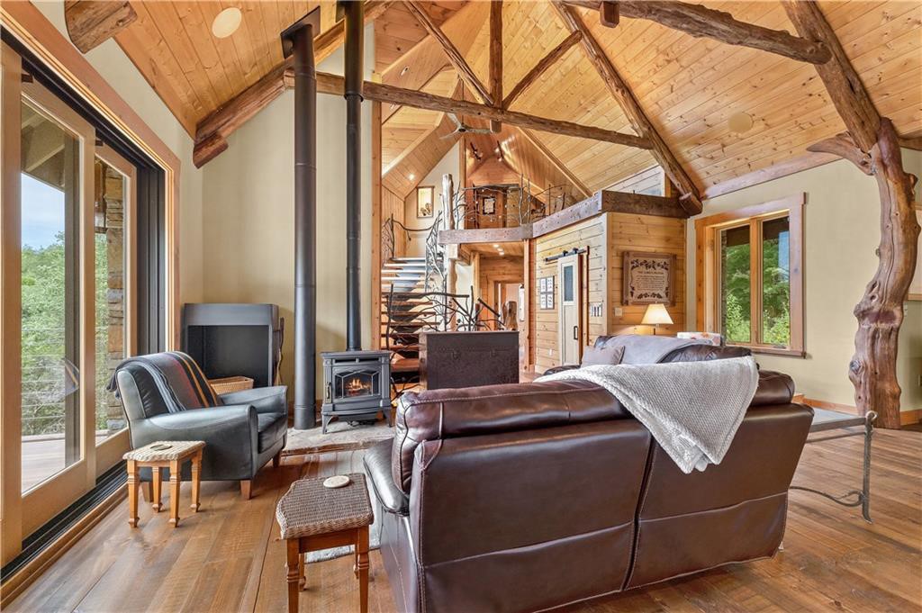 Oaks Landing On Table Rock Lake - Residential