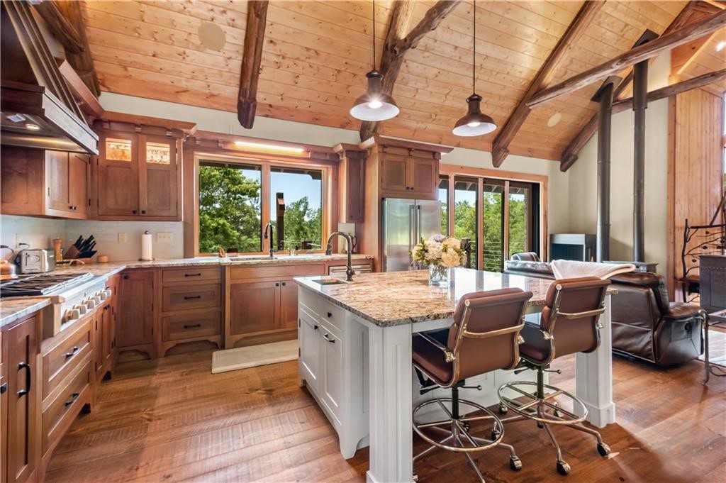 Oaks Landing On Table Rock Lake - Residential