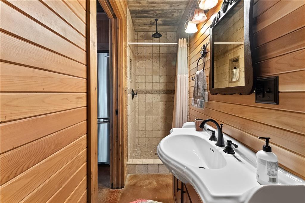 Oaks Landing On Table Rock Lake - Residential