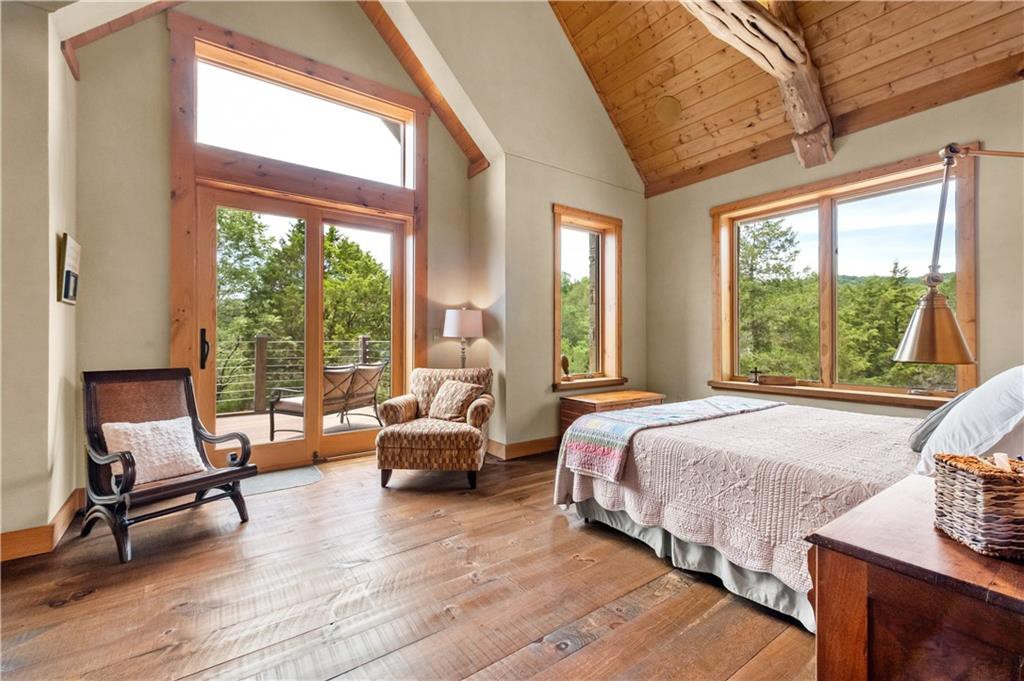 Oaks Landing On Table Rock Lake - Residential