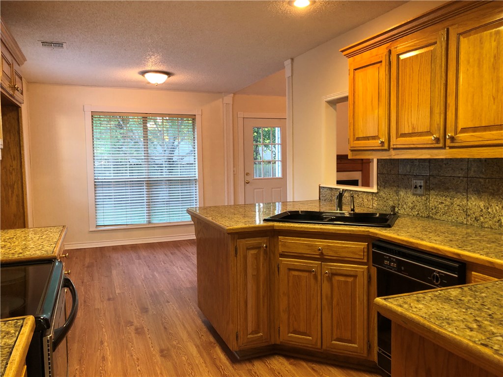 Whispering Timbers Ph 5 Rogers - Residential