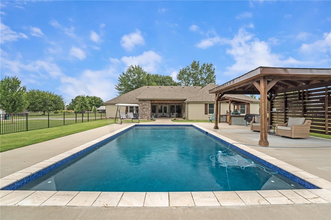 Elm Spgs Outlots - Residential