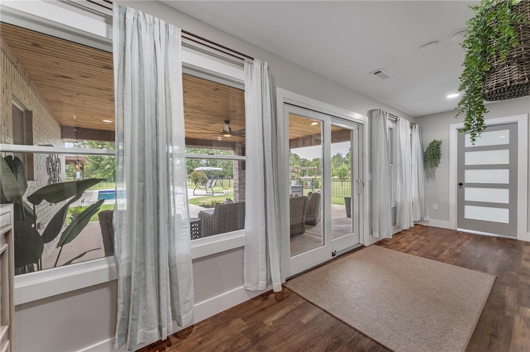 Elm Spgs Outlots - Residential