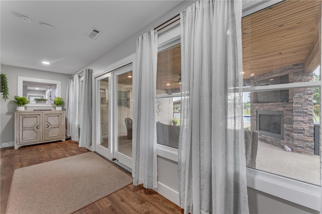 Elm Spgs Outlots - Residential