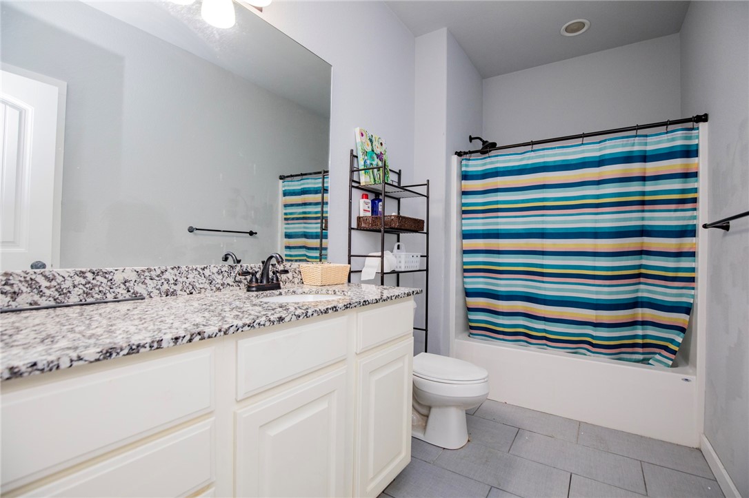 CHELSEA POINT II-ROGERS - Residential