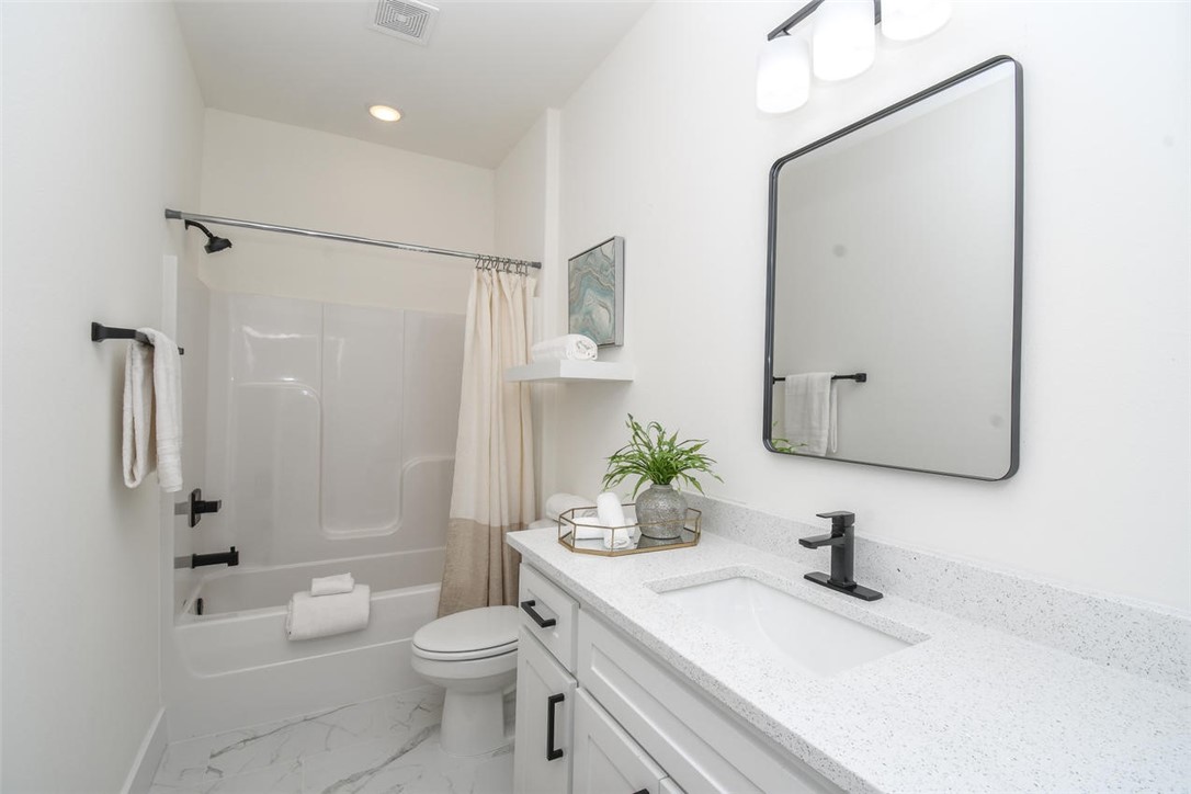 Silver Leaf Estates Ph I Centerton - Residential