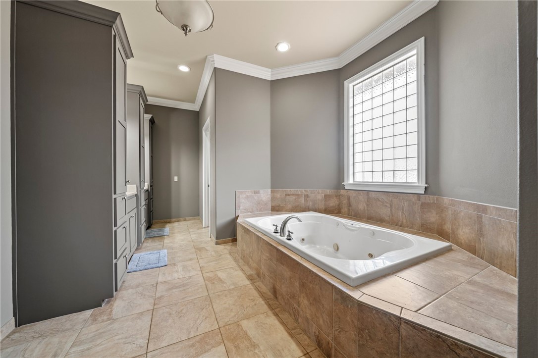 23-07-32 - Residential