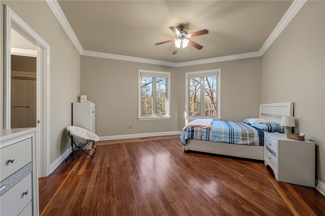 23-07-32 - Residential