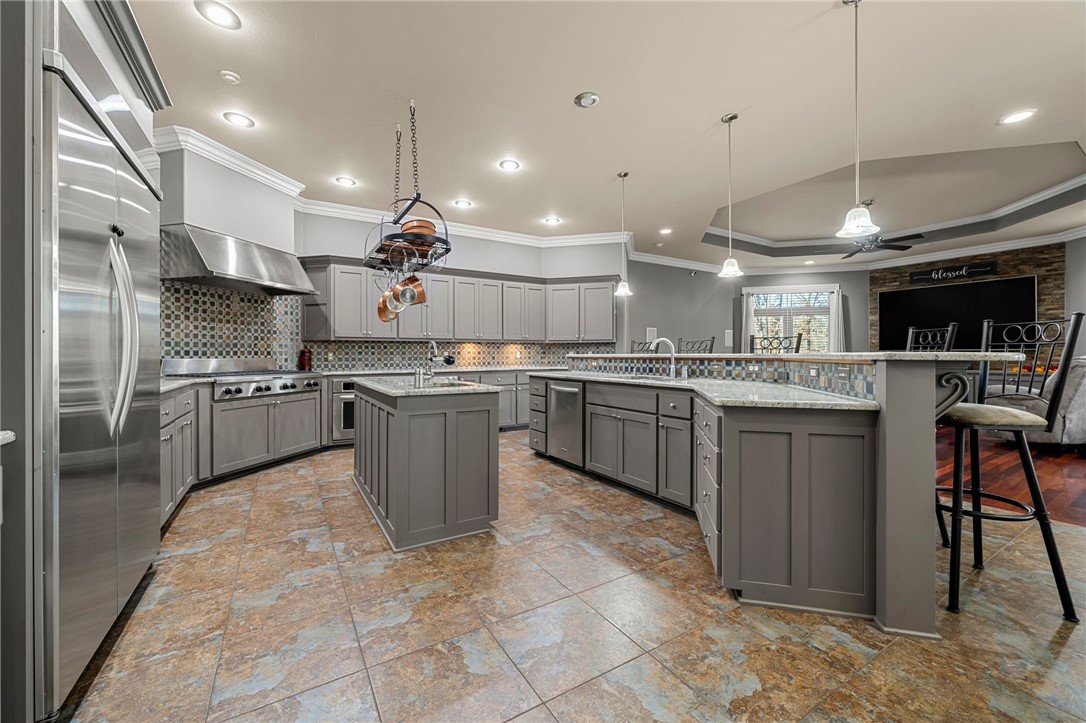 23-07-32 - Residential