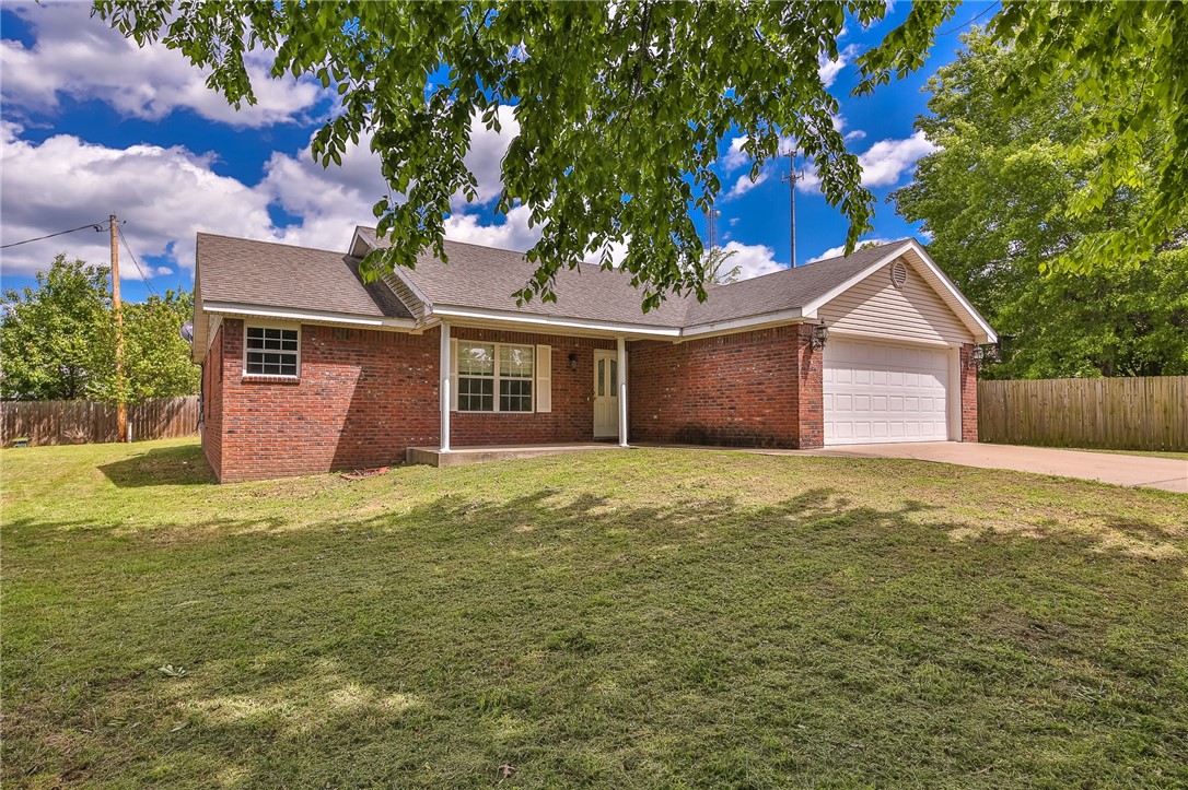 This would make the best Christmas present ever! Walking distance to historic downtown Gravette and the park! Only 25 minutes to the Bentonville Square! Split floor plan with granite counters and real hardwood floors in living area! Almost new Samsung front load washer and dryer to convey as well! Super clean and well maintained home! Please see attached for Covid showing instructions.