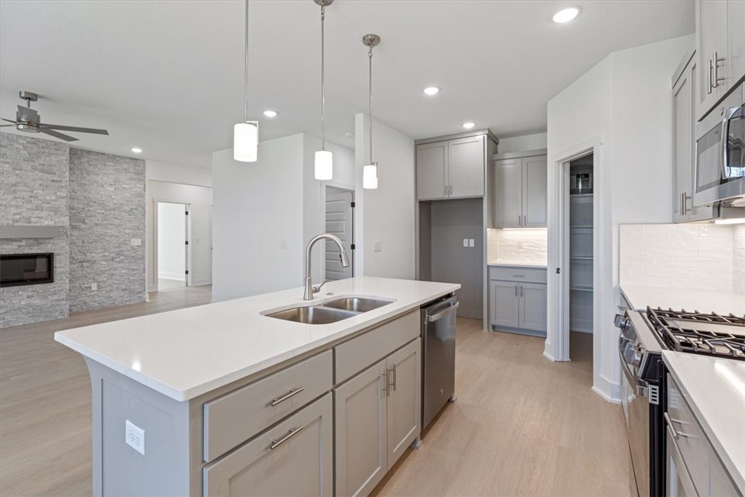 Walnut Grove - Residential Lease