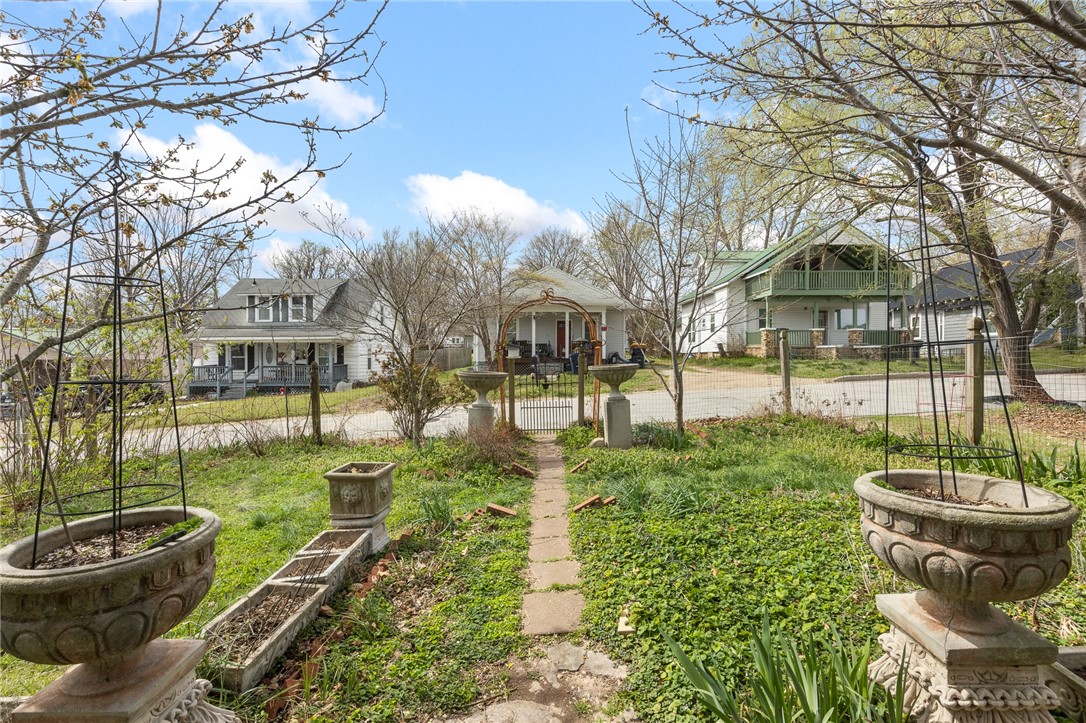 Eagle Heights - Residential