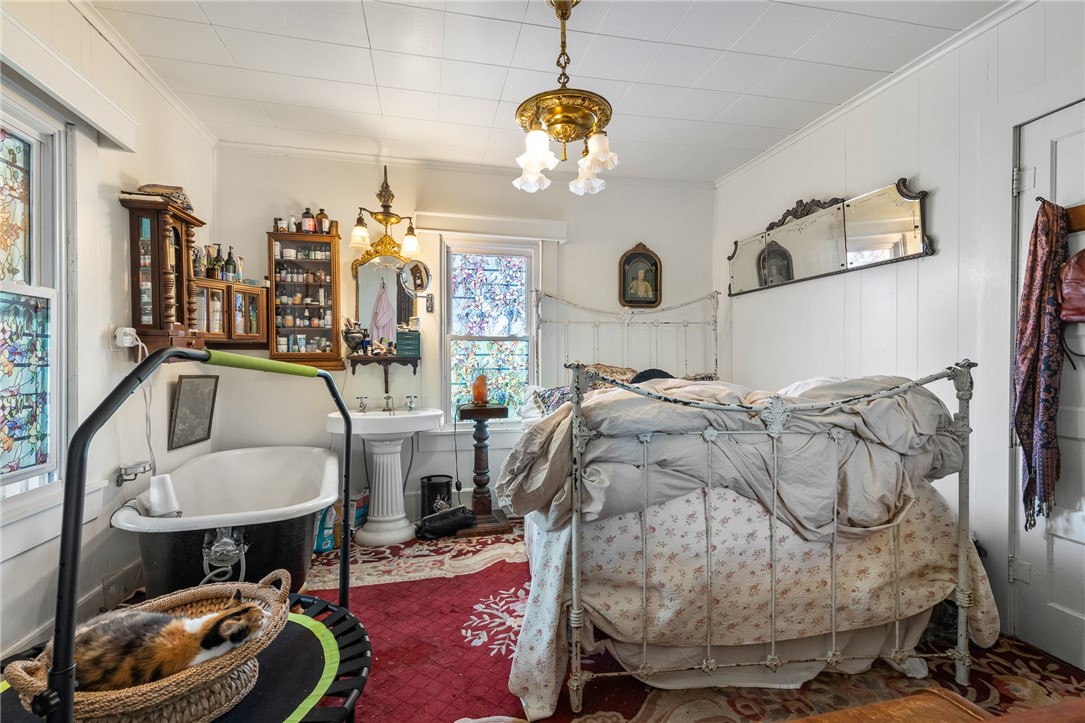 Eagle Heights - Residential