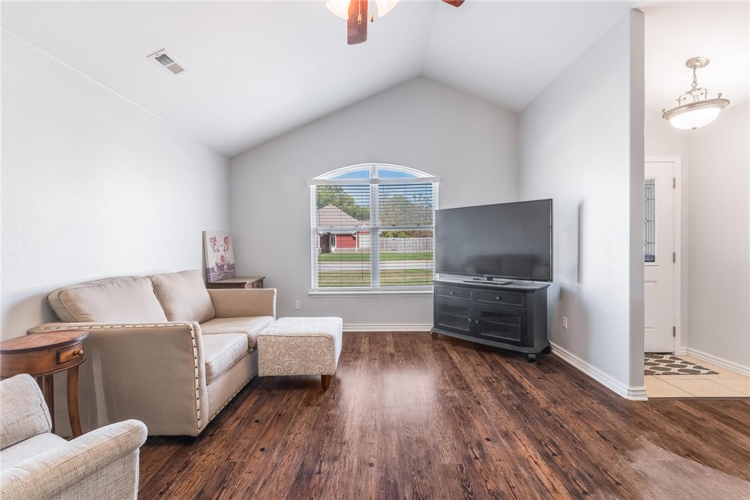 Belle Meade Sub Ph I & Ii - Residential