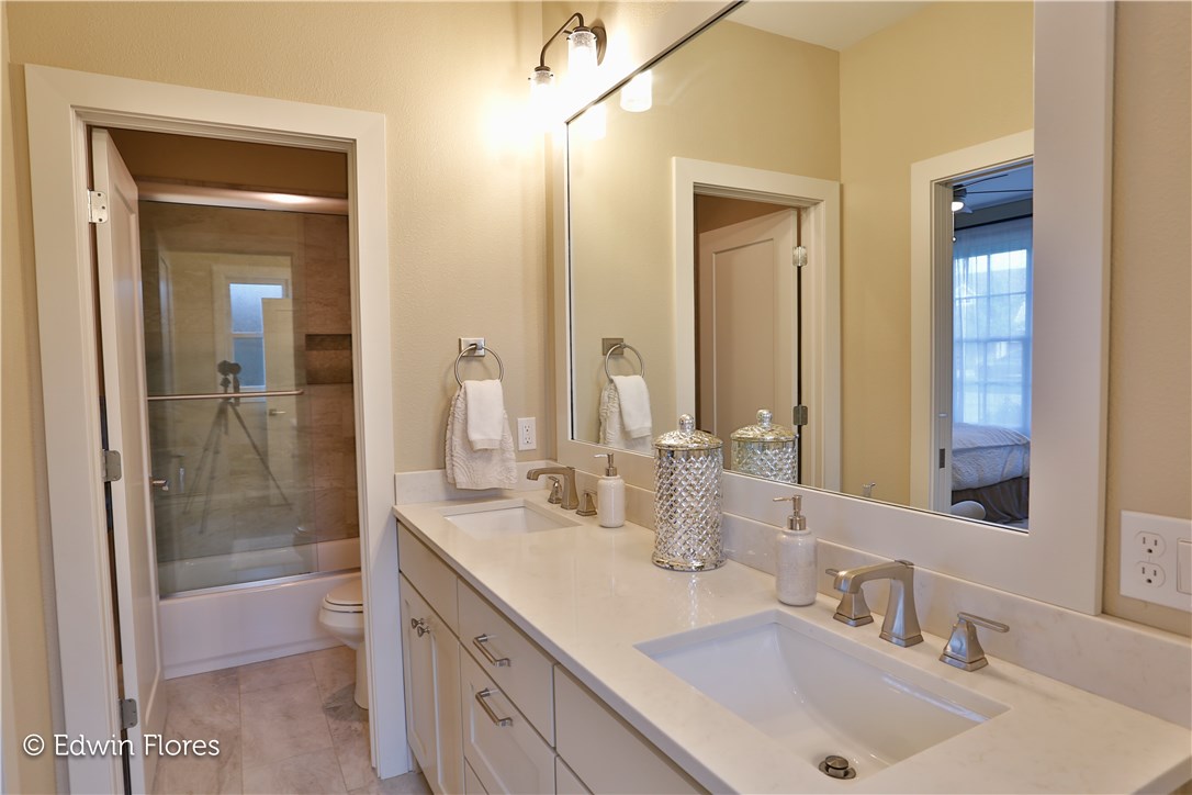 Estates At Dogwood Canyon - Residential