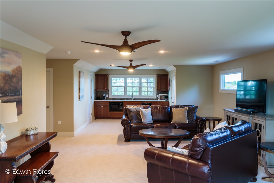 Estates At Dogwood Canyon - Residential