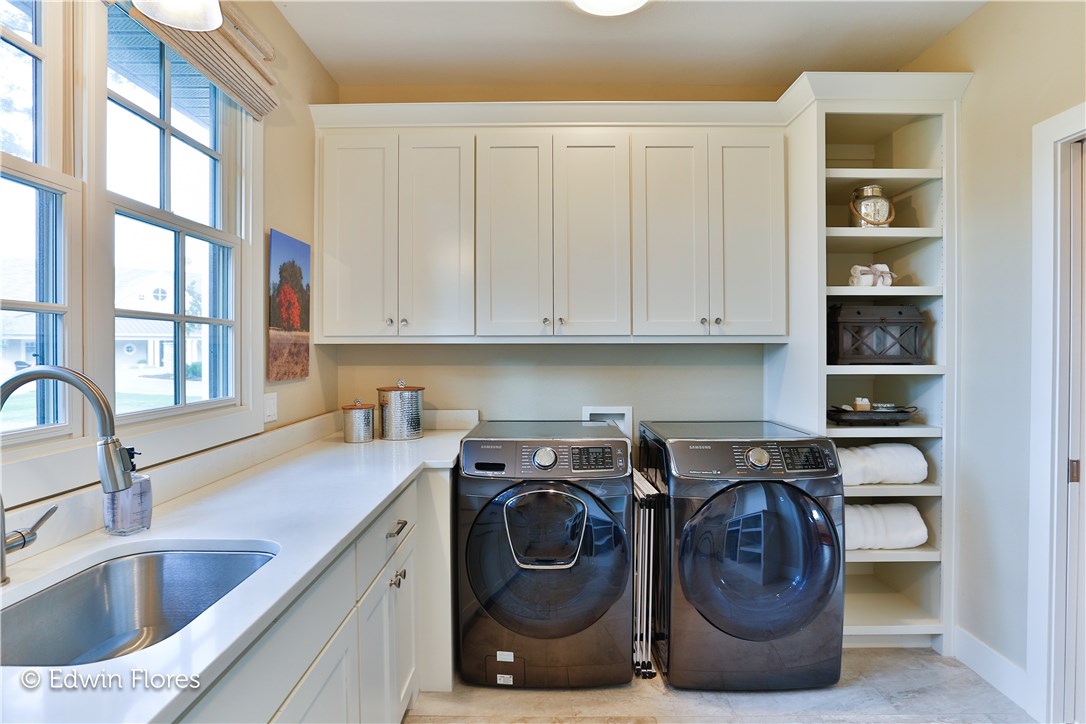 Estates At Dogwood Canyon - Residential