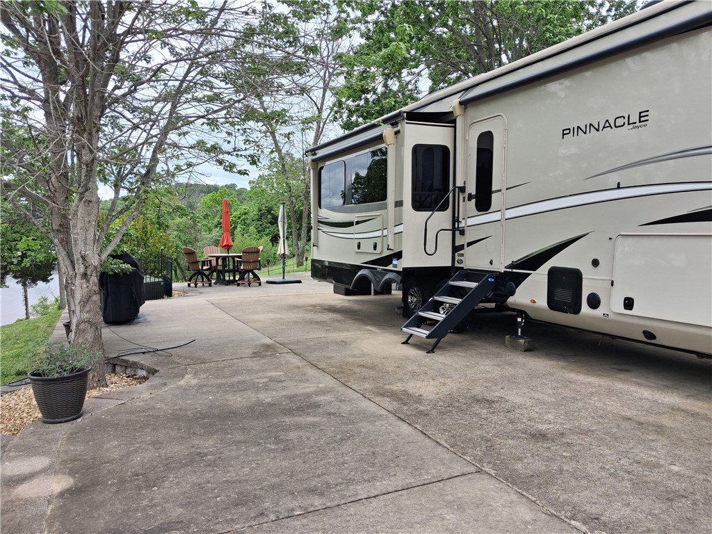 Outdoor Resorts in the Ozarks - Land