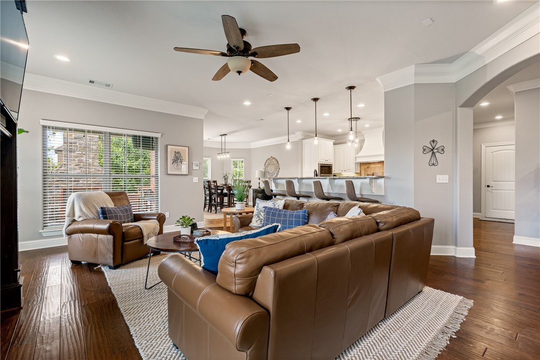Peaks Ph Iii, The Rogers - Residential