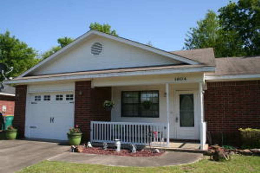 Ranch Style Home close to all the amenities Russellville has to offer.Sit and relax with that morning cup of coffee under the covered porch in the large fenced in back yard.Heat & Air system less than 2 years old.