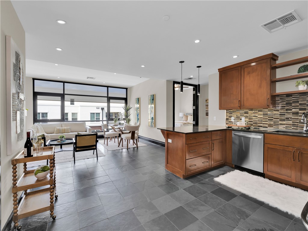 Legacy Bldg Hpr - Residential