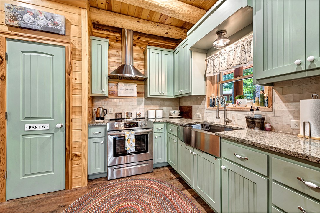 Neadum Ridge Estates - Residential
