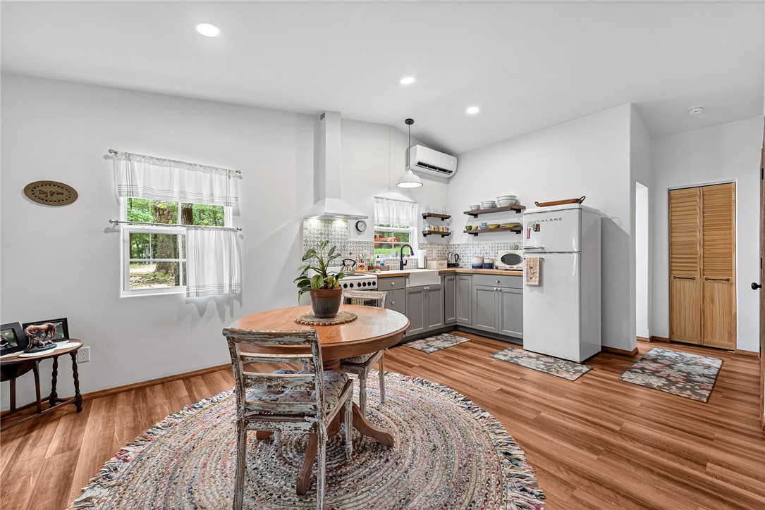 Neadum Ridge Estates - Residential