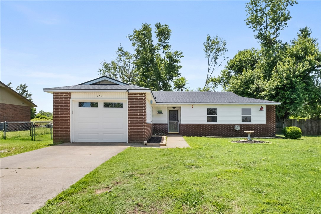 This charming 3-bedroom, 2-bath home offers unbeatable convenience—just 2 minutes from the highway for an easy commute and nestled near all that Bentonville has to offer. Enjoy direct access to nature with Crystal Bridges Museum right behind the house and a nearby trailhead connecting to miles of scenic bike trails. Located in a quiet, established neighborhood, this home blends comfort, accessibility, and outdoor adventure. This would make a perfect primary residence or investment property. No HOA means Airbnb is an option! New roof as of 2024. Don’t miss this opportunity to live in one of Bentonville’s most sought-after areas!
