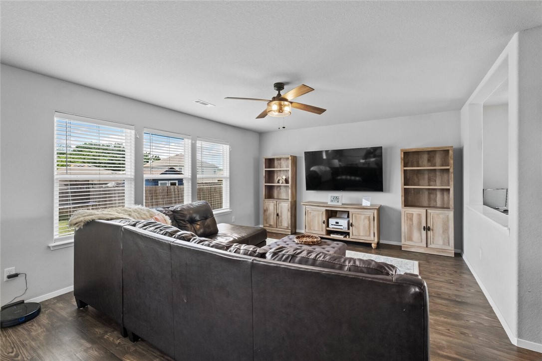 Kerelaw Castle Bentonville - Residential