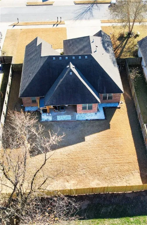 Rogers, Arkansas 72758, United States, 4 Bedrooms Bedrooms, ,2 BathroomsBathrooms,Residential,Pending,27536