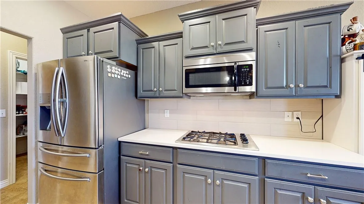 Rogers, Arkansas 72758, United States, 4 Bedrooms Bedrooms, ,2 BathroomsBathrooms,Residential,Pending,27536