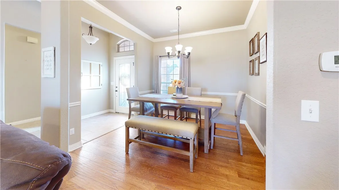 Rogers, Arkansas 72758, United States, 4 Bedrooms Bedrooms, ,2 BathroomsBathrooms,Residential,Pending,27536