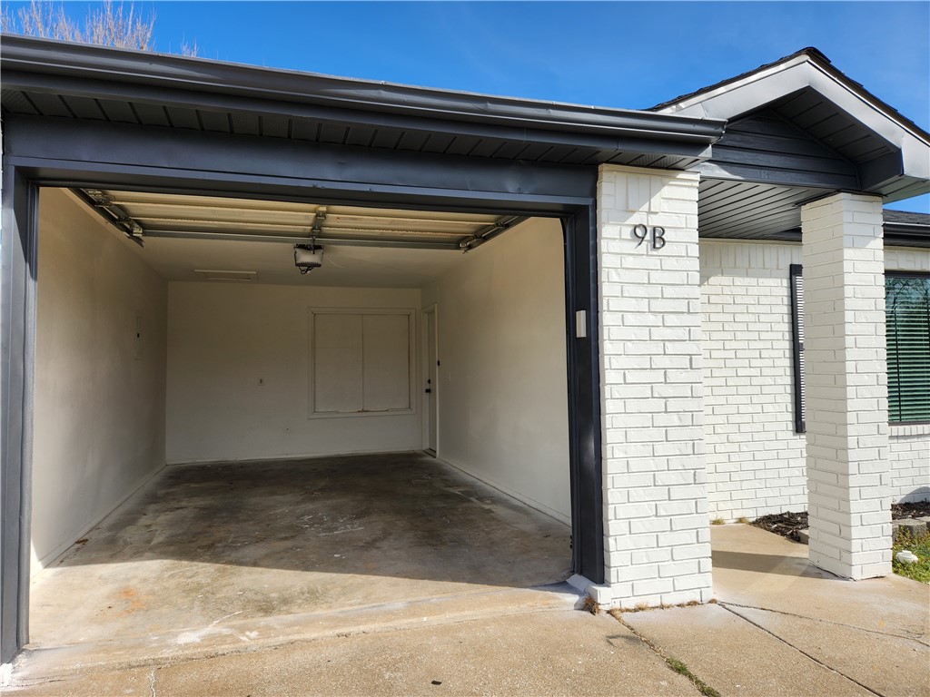 Holly Gardens Bentonville - Residential Lease