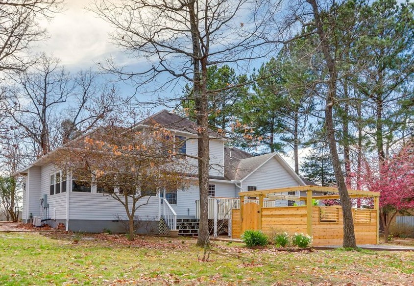Unit 8 Holiday Island - Residential