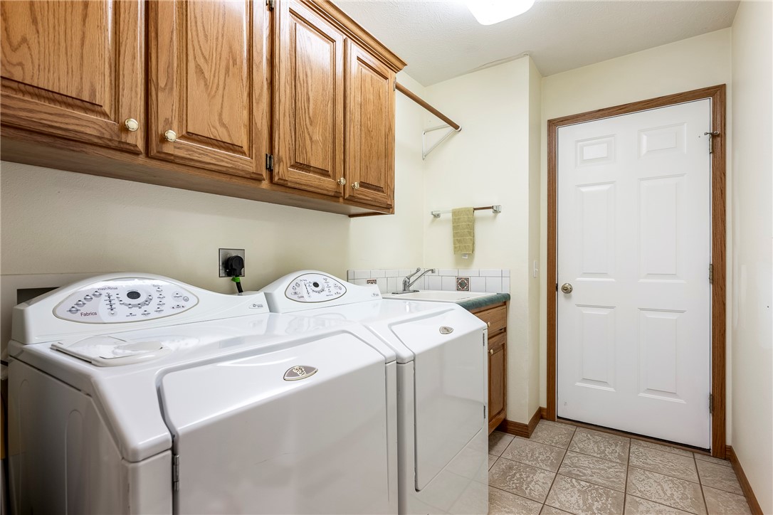Unit 8 Holiday Island - Residential