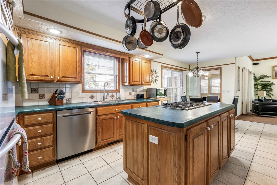 Unit 8 Holiday Island - Residential