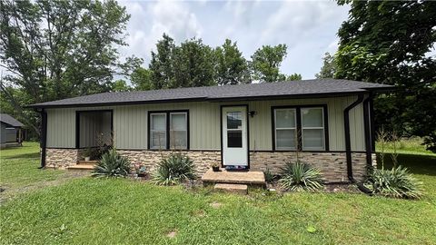 Photo of 13382 W State Highway 155, Dardanelle, AR 72834 (MLS # 1348082)