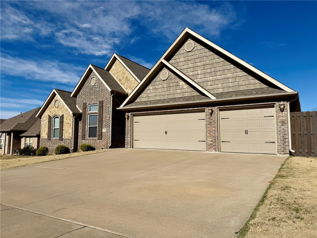 Clower Sub Rogers - Residential Lease