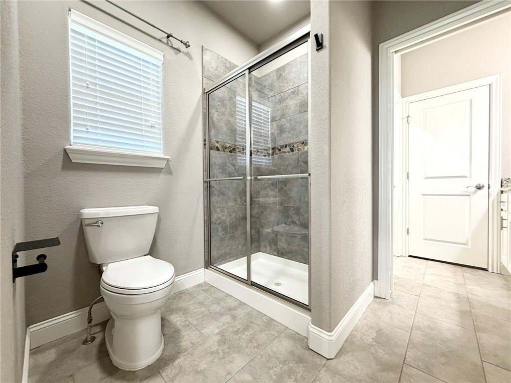 Clower Sub Rogers - Residential Lease