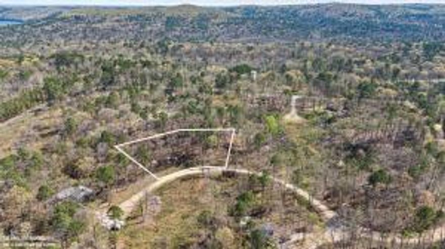 Lying on just under an acre in the center of it all in Diamondhead, these 2 lots within minutes of Ouachita River, Lake Catherine and Diamondhead golf course are the perfect set up and location for your new build. Agents see Covenants & Restrictions link in private remarks.