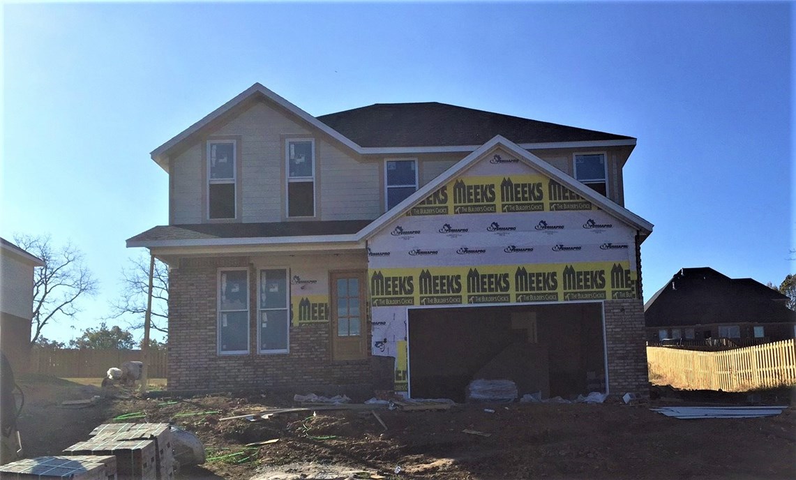Quality new construction home built by Marrs Construction. Located in an excellent neighborhood with easy access to town, shopping, dining, and XNA airport. This home has a great layout, main level has an open layout with lots of space, creating a great entertaining space! Features include, hardwood floors, granite counters, walk-in closets, and pantry. Privacy fenced backyard and patio provide outdoor living space.