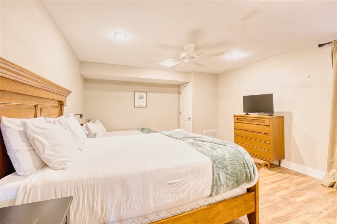 Belle Royal Sub Bentonville - Residential Income