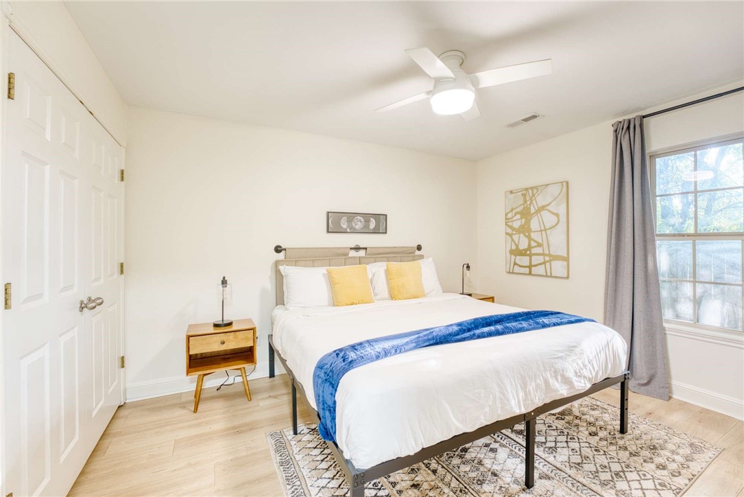 Belle Royal Sub Bentonville - Residential Income