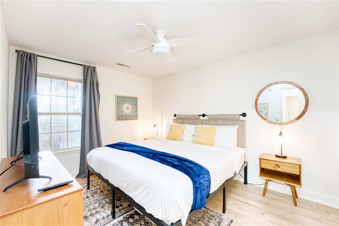 Belle Royal Sub Bentonville - Residential Income