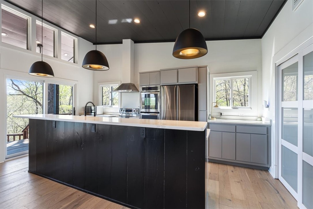 Point Mirage - Residential