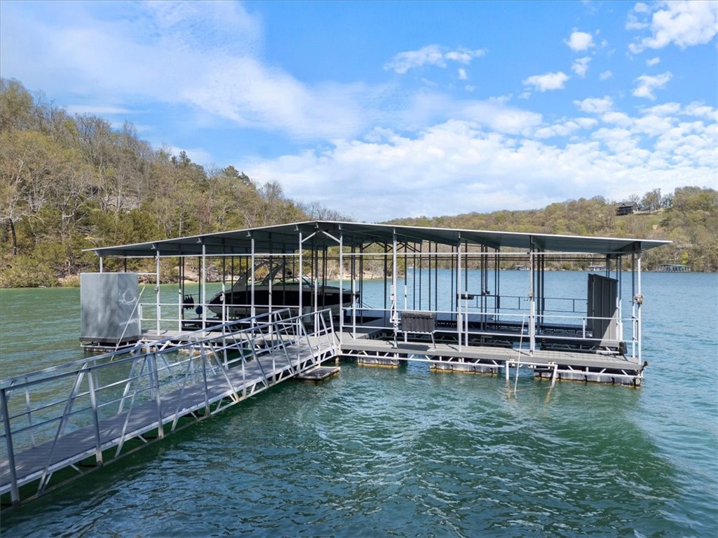 Point Mirage - Residential