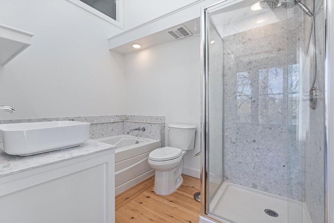 Point Mirage - Residential