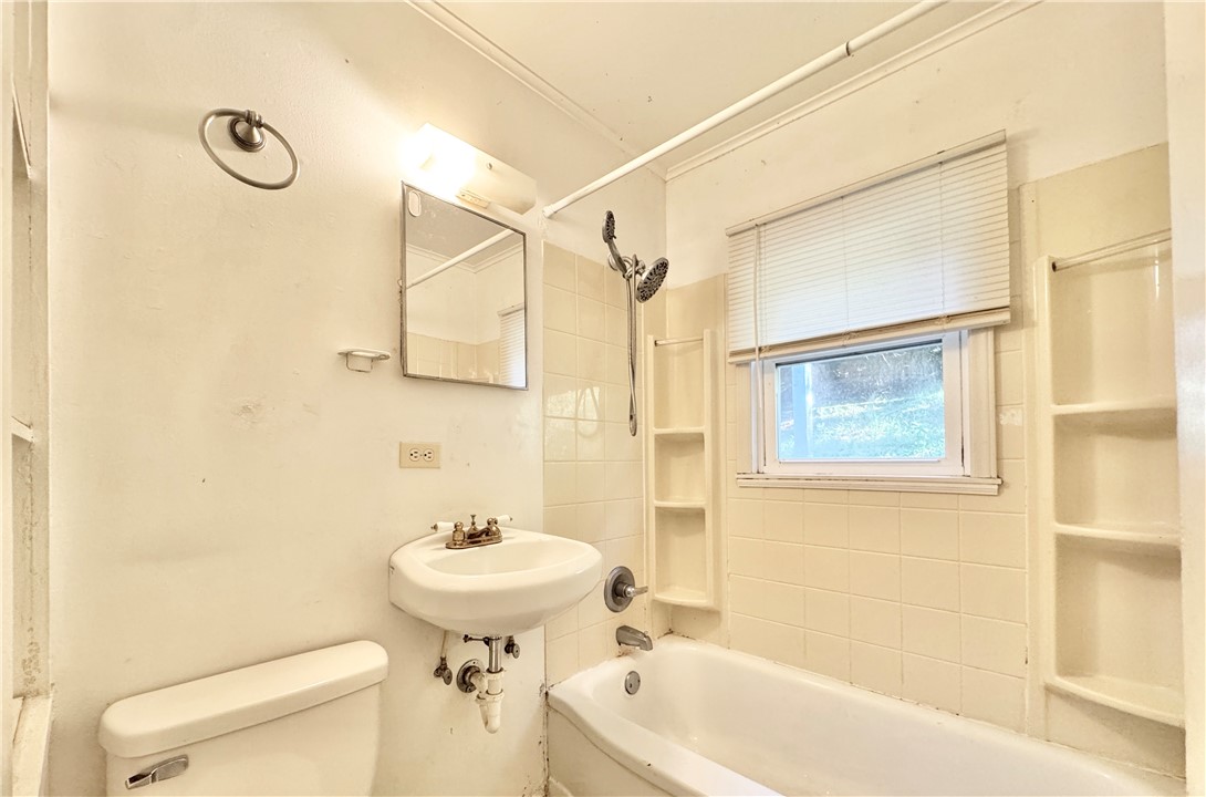 Fayetteville Outlots - Residential Lease