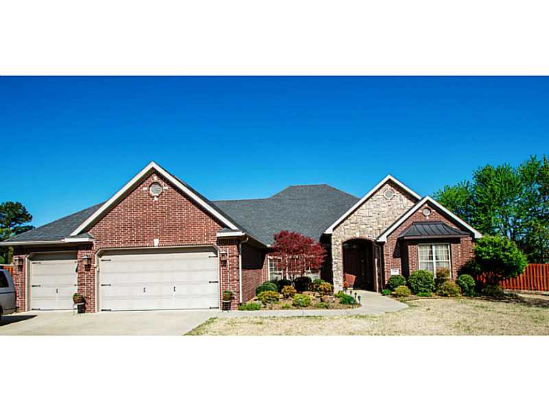 Beautiful open and spacious floor plan on a half-acre lot in Springdale's conveniently located Carriage Crossing Subdivision. Home features oversized closets, a three-car garage, granite countertops, custom cabinets, an abundance of storage, and a laundry,room that adjoins the master bedroom closet. A 12x20 storage building sits in the backyard to store all your tools as well as an open patio and a partially covered patio.