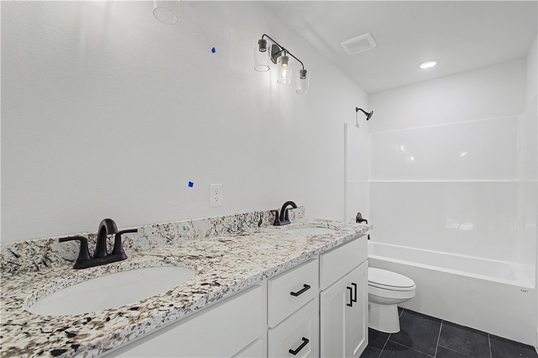 DIAMOND ESTATES PH V-CENTERTON - Residential